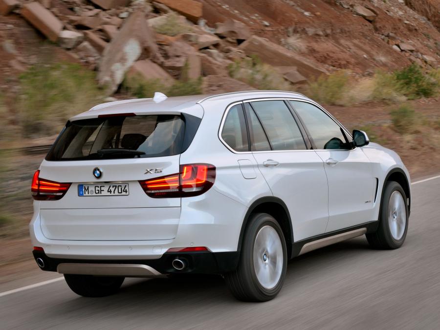  BMW X5 xDrive 3.0d 2013 года  (фото 28 из 30)
